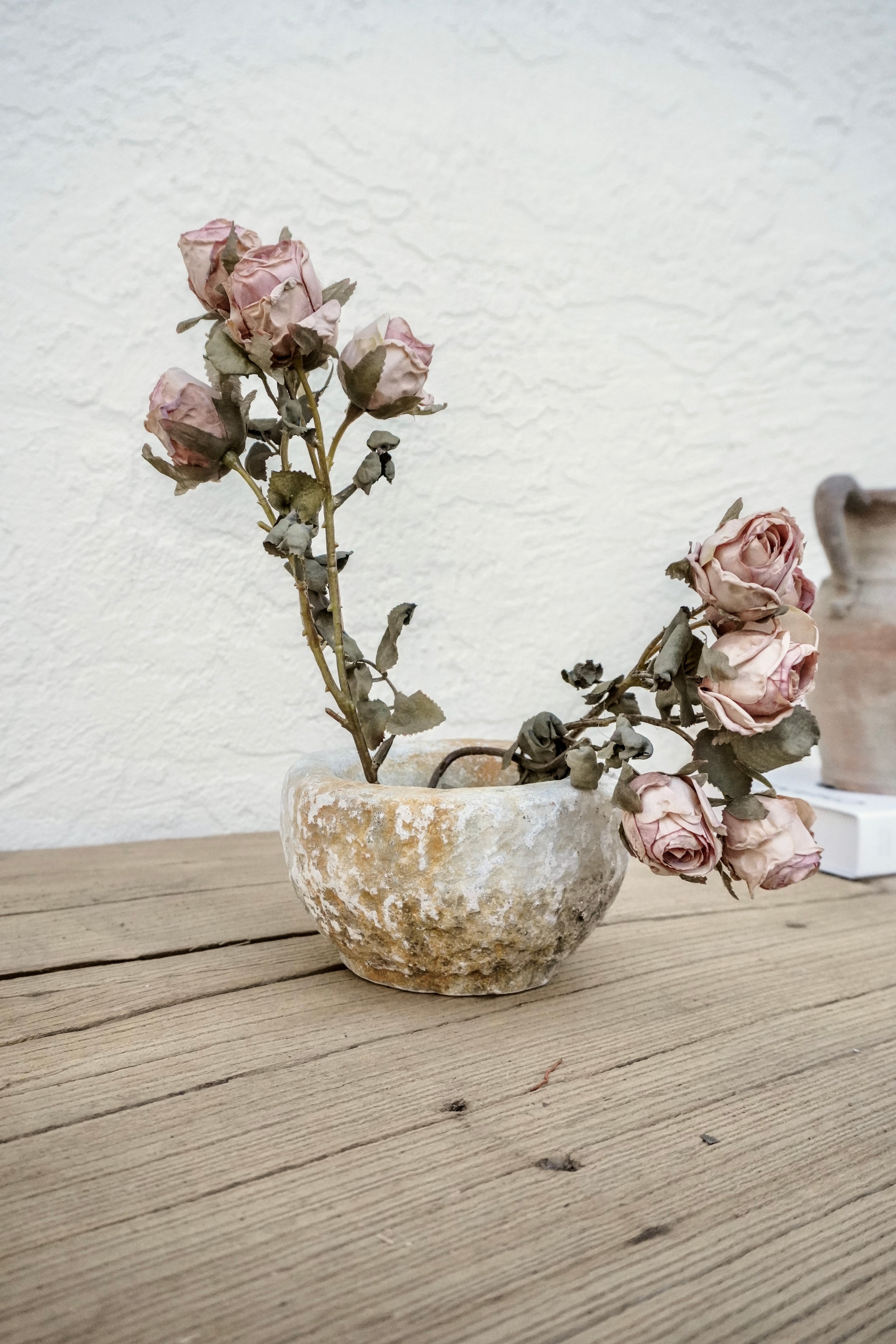 2 Artificial Vintage Style Roses