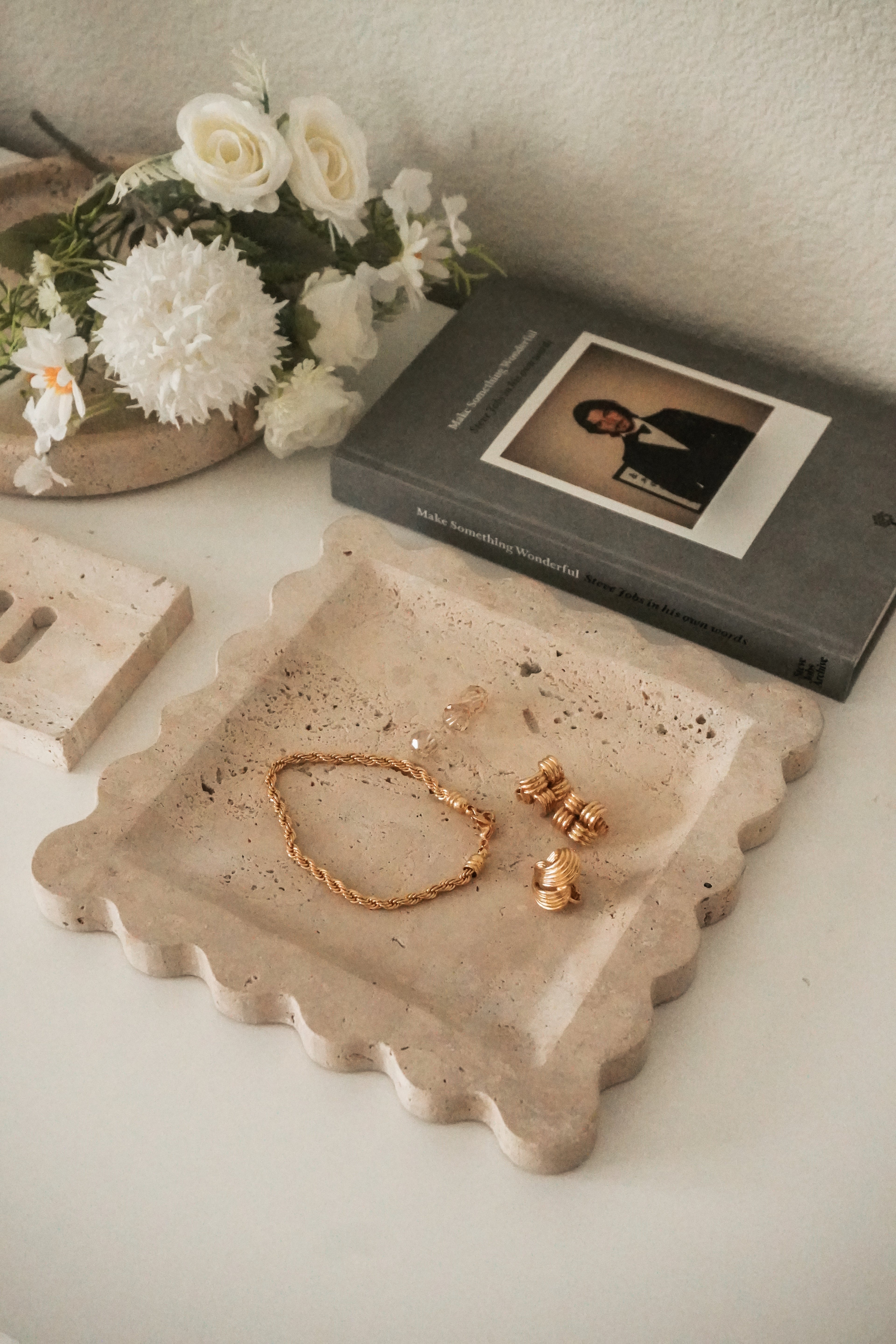 Travertine Scalloped Marble Tray