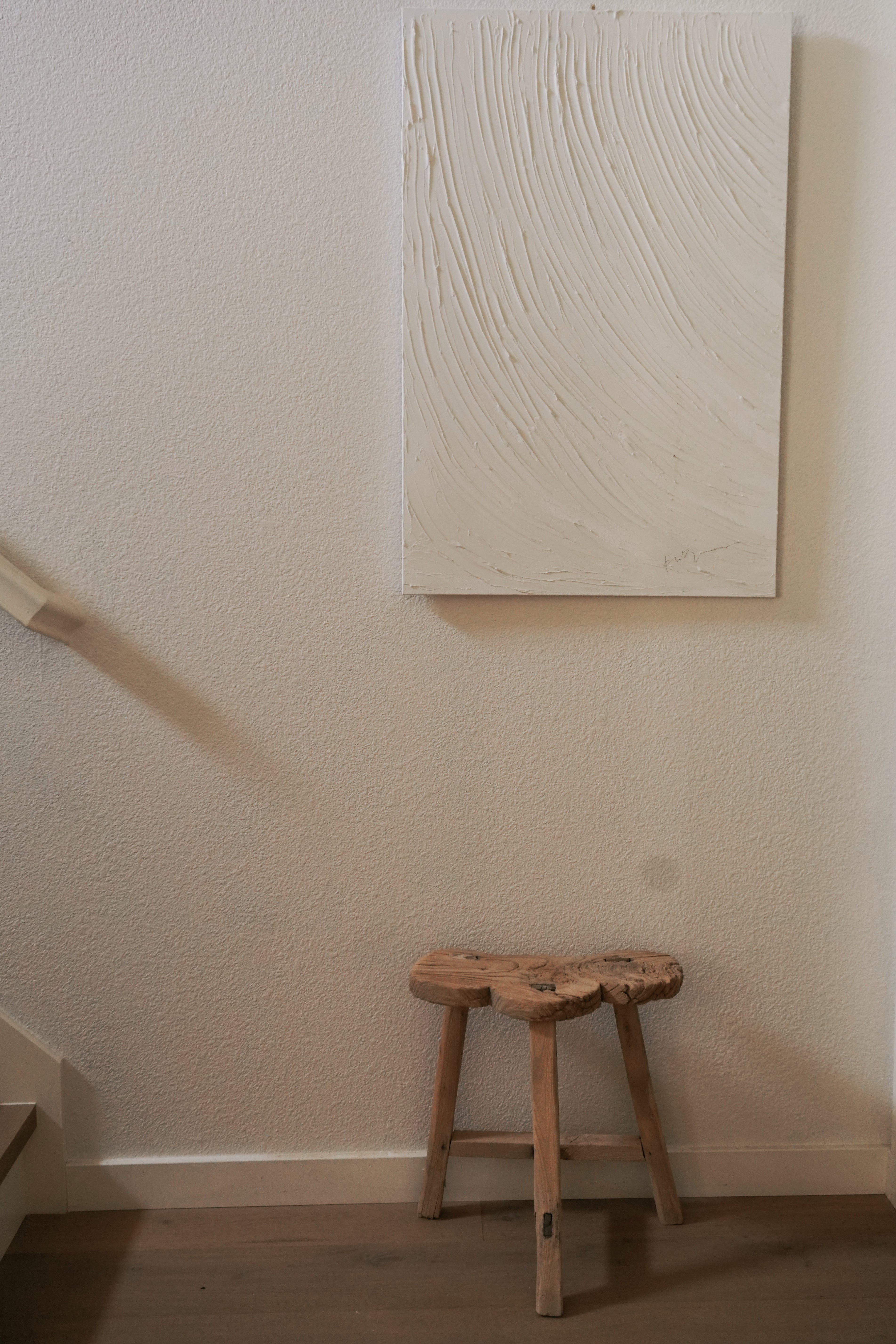 Ling Vintage Scallop High Stool