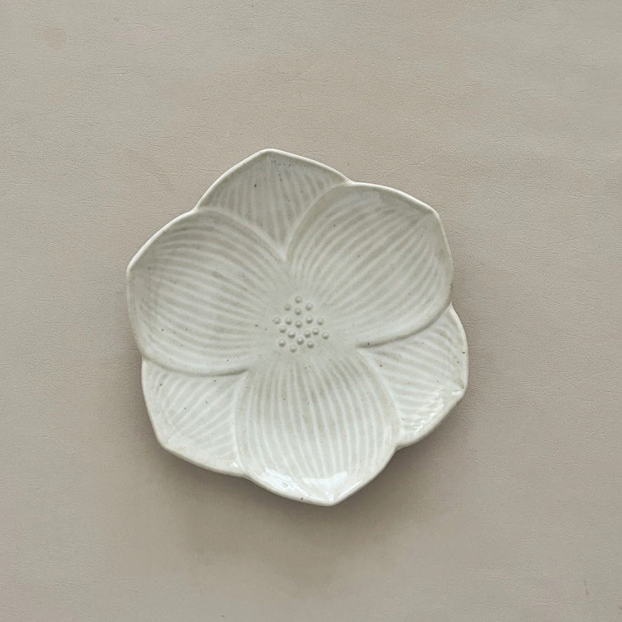 Beige White Handmade Porcelain Dessert Plate - 6" Lotus Flower
