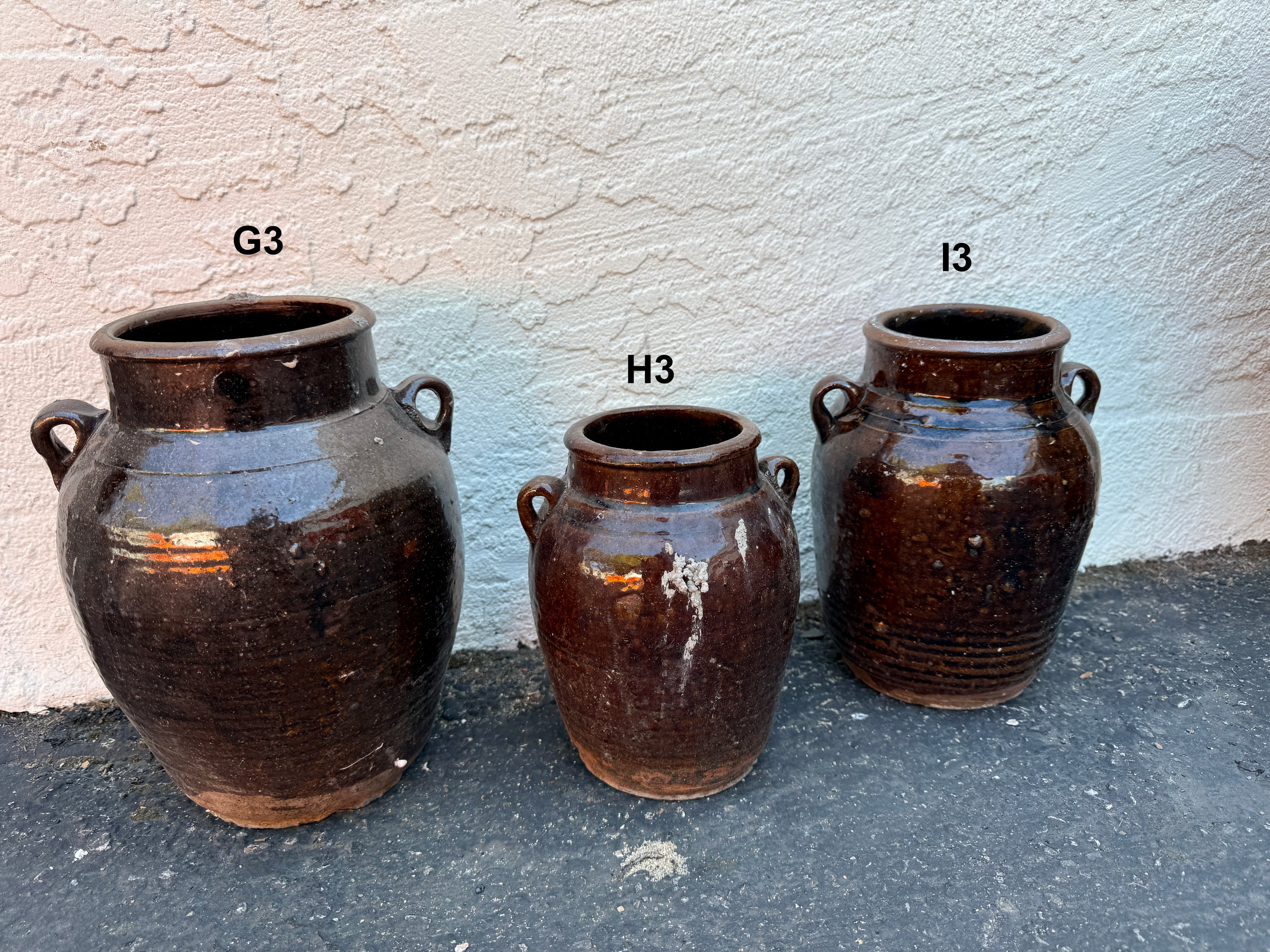 Vintage Rustic Clay Pot with Handles - Pearl Shape