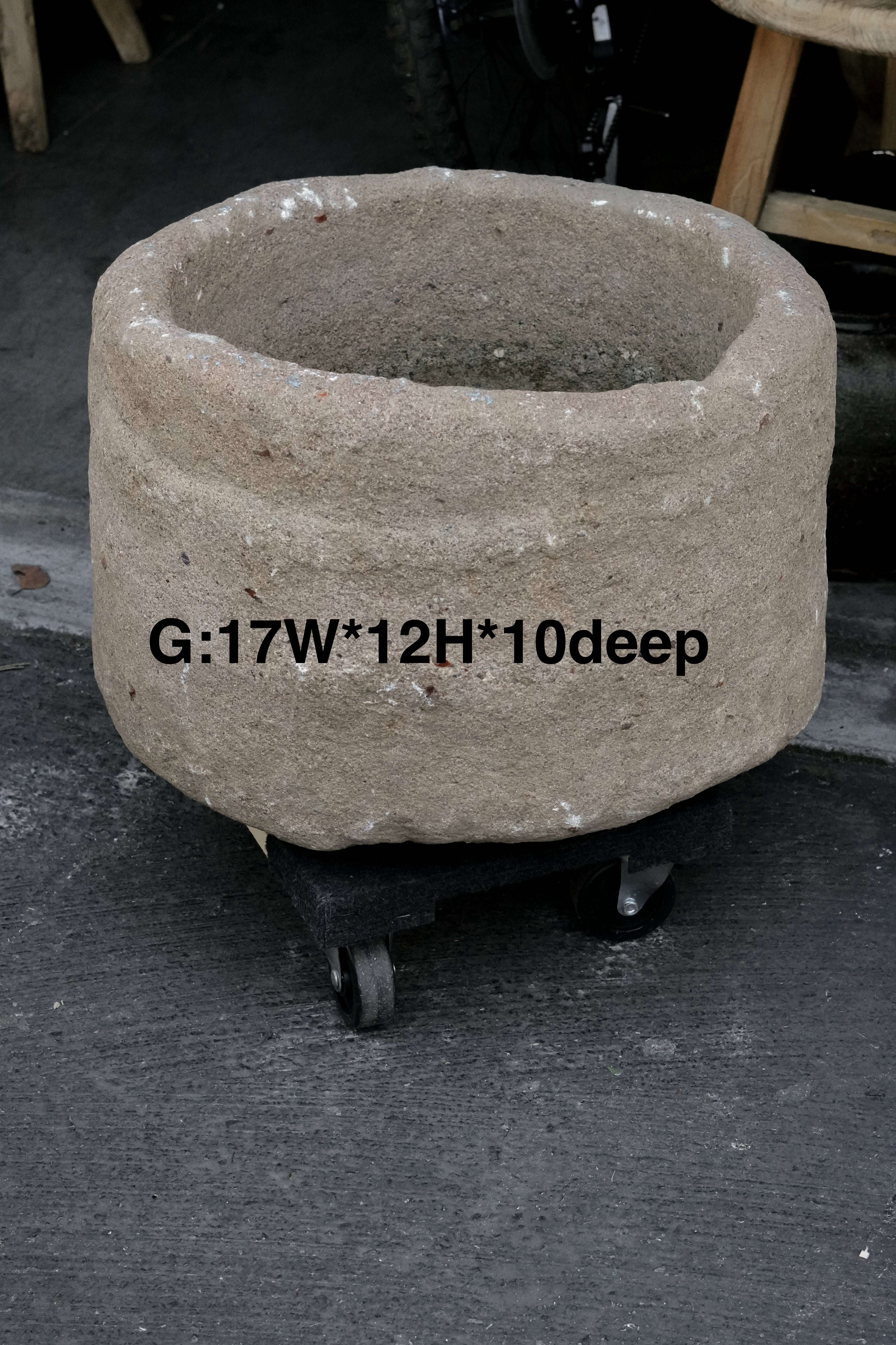 Limestone Trough -Round