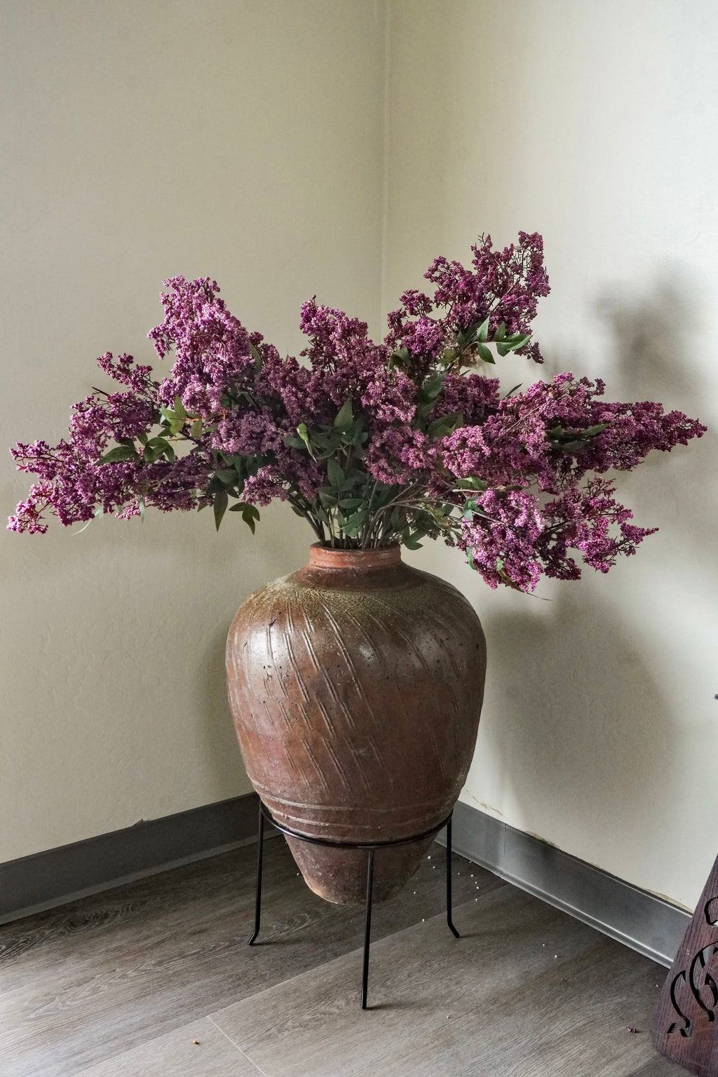 Artificial Berry With Leaves,Dark Purple,43''