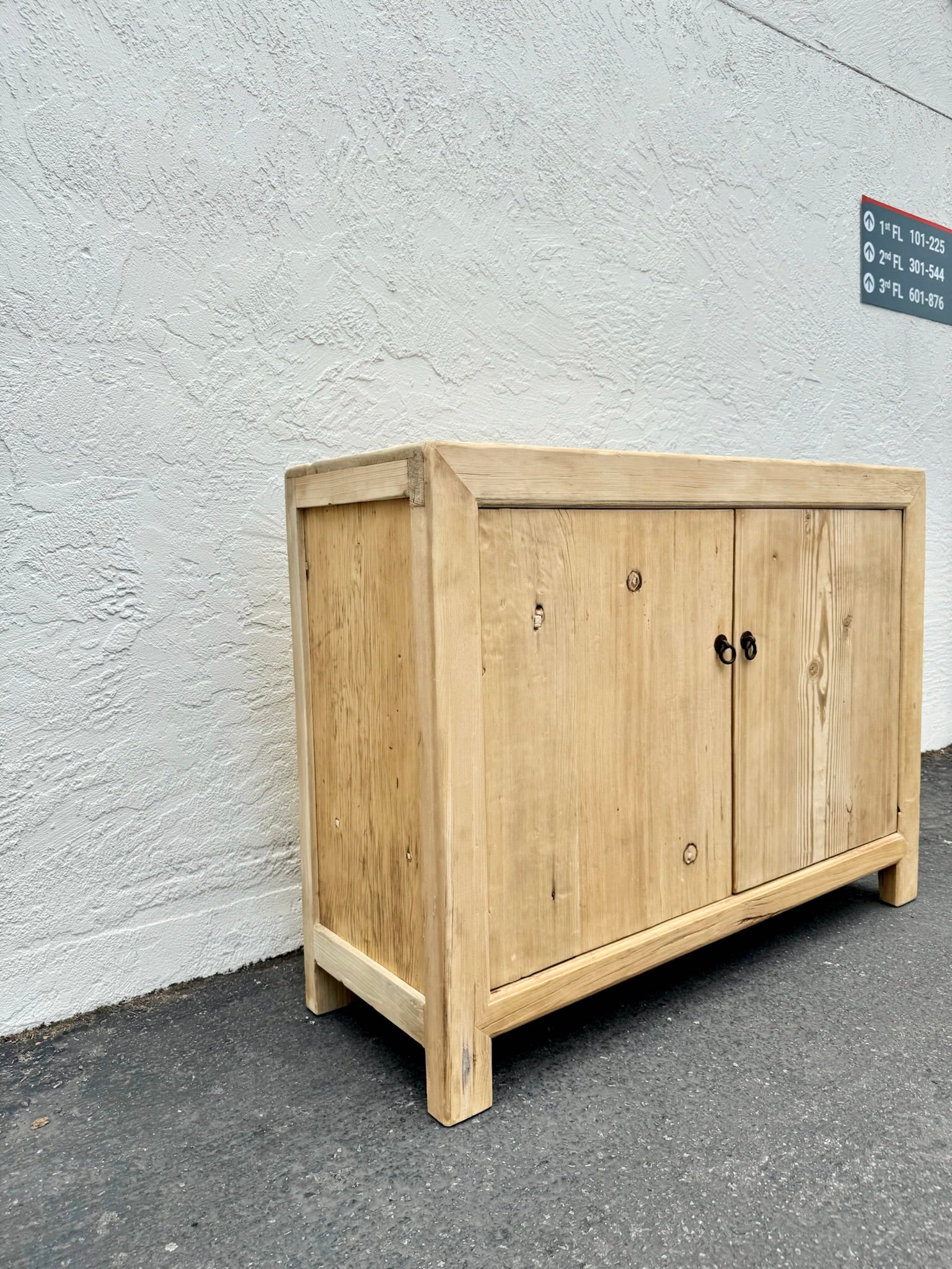 Ming Vintage Reclaimed Wood Sideboard Cabinet 4 Doors--2 size