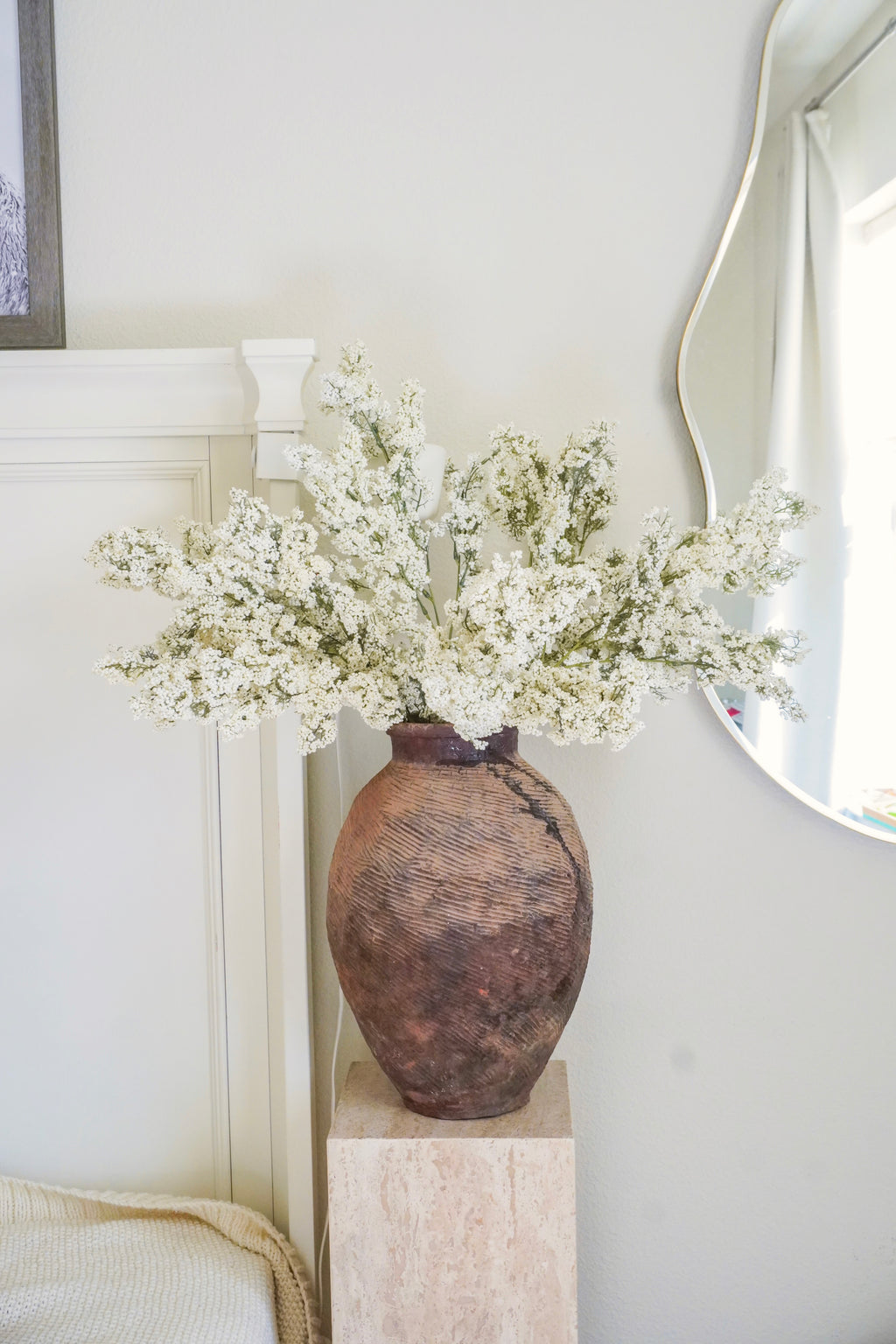 32‘’ Tall Artificial Berry Stem Bundle--White