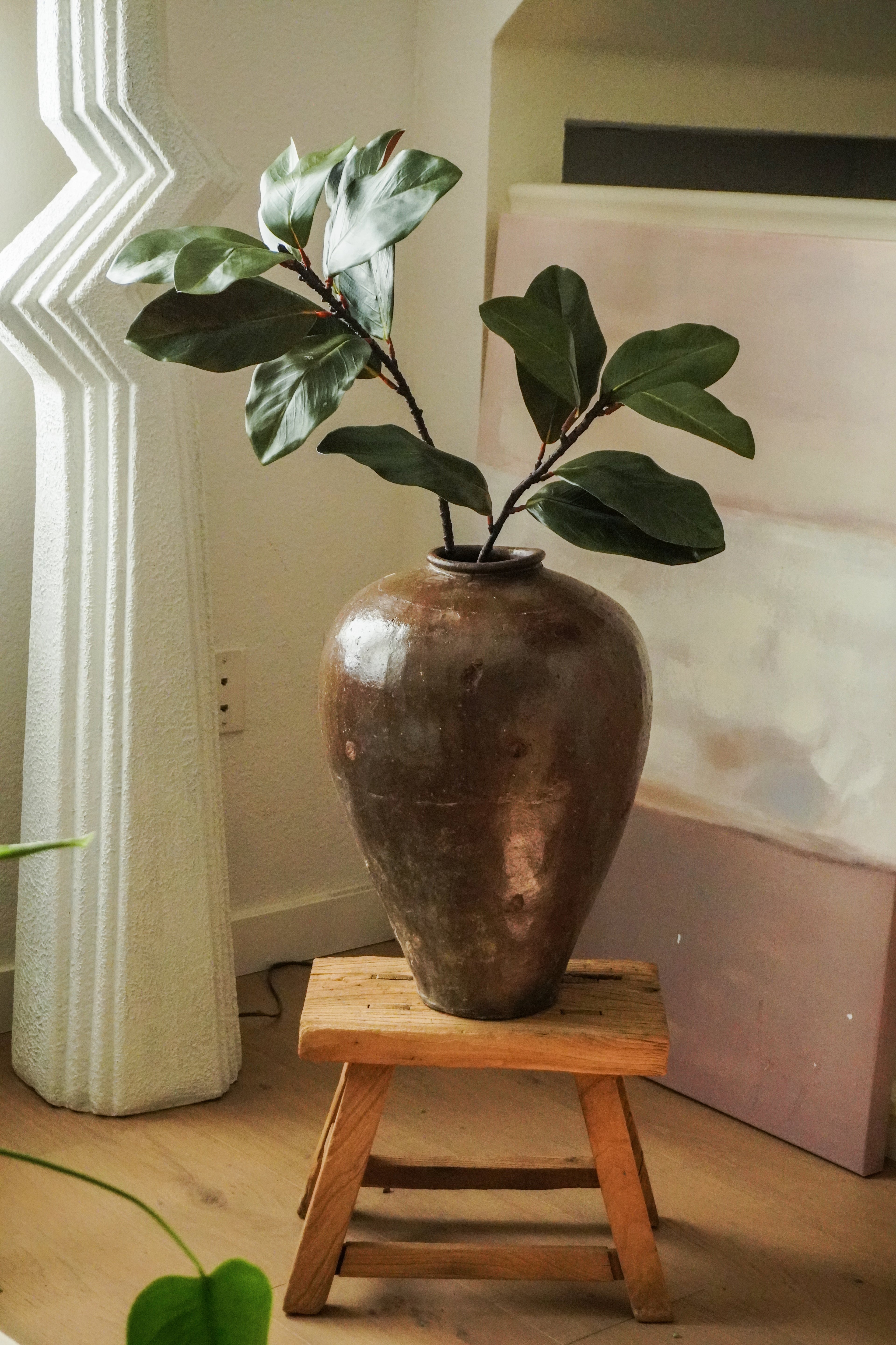 41‘’Faux Magnolia Leaf Branch