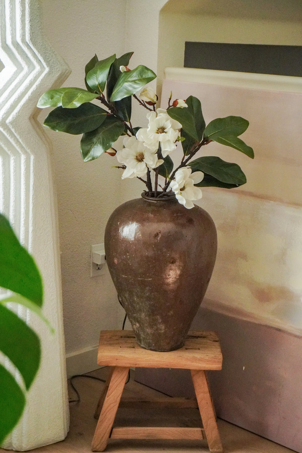 41‘’Faux Magnolia Leaf Branch