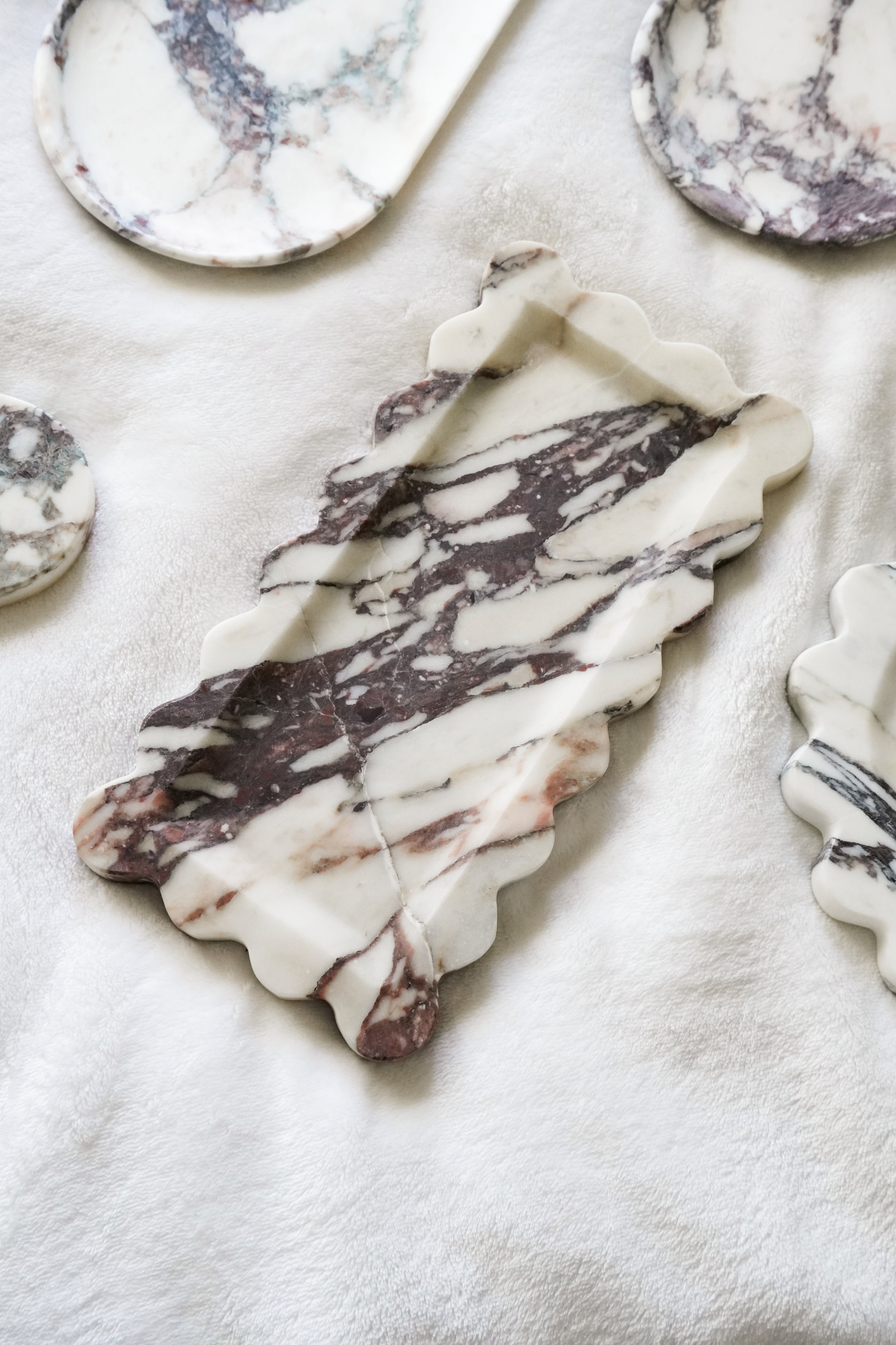 Scalloped Marble Tray--Multiple Colors