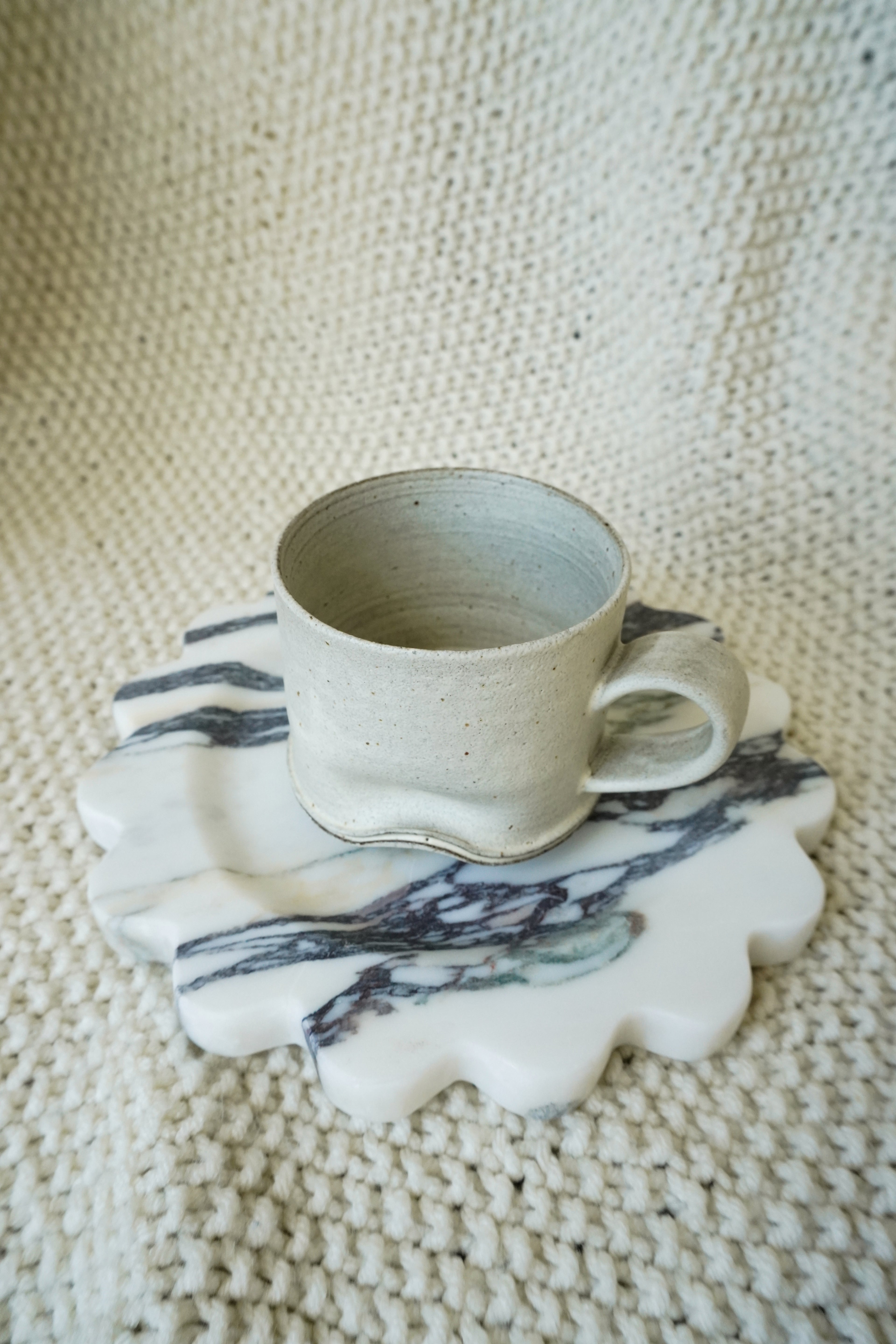 Calacatta Viola Round Scalloped Marble Tray