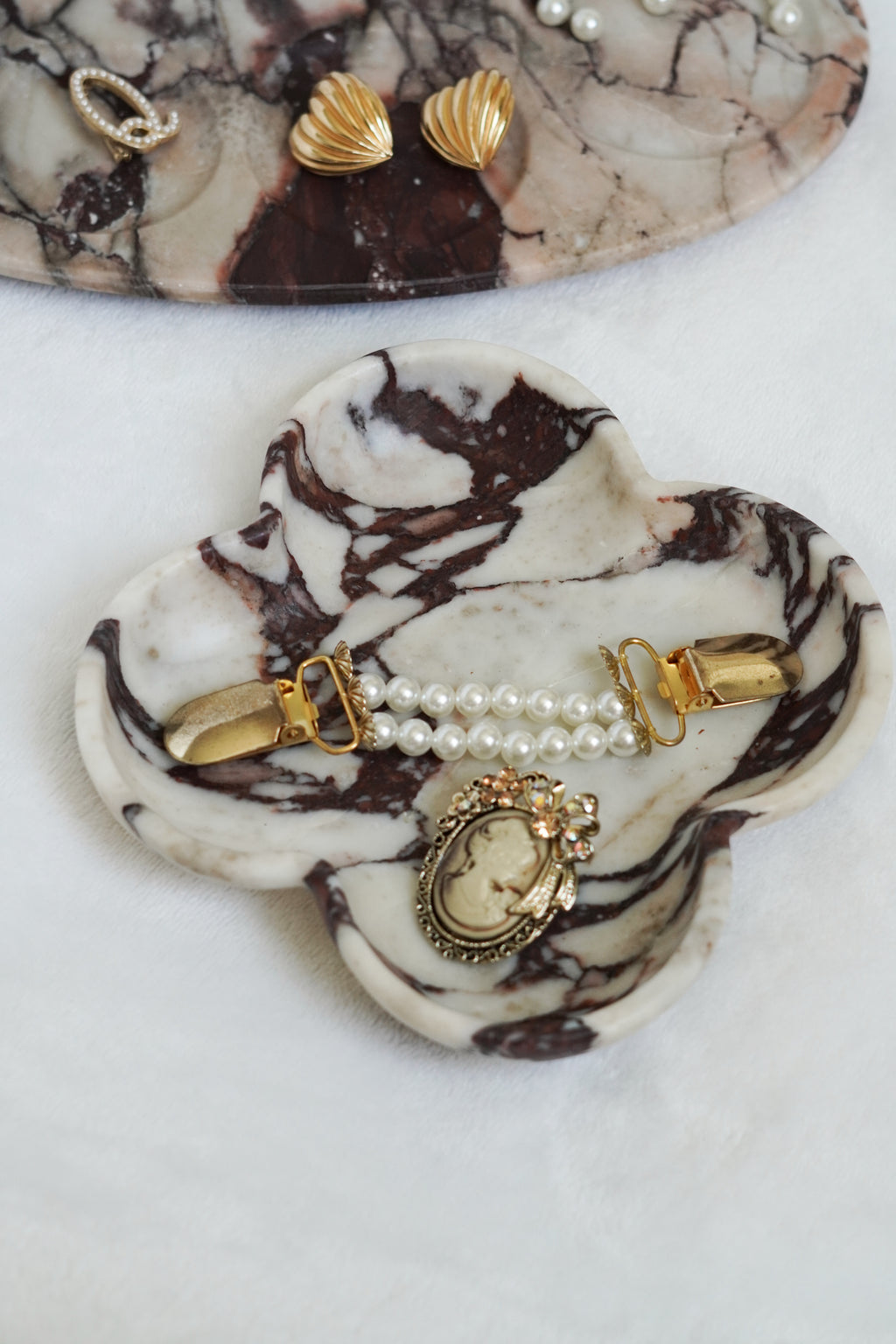Italian Calacatta Viola Clover Tray